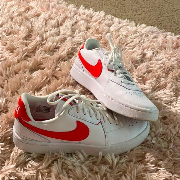 Nike Shoes - Nike Women’s shoe